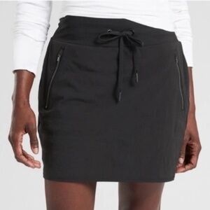 Athleta Trekkie North Skort - Aspen Olive - Skirt Shorts Women's 6